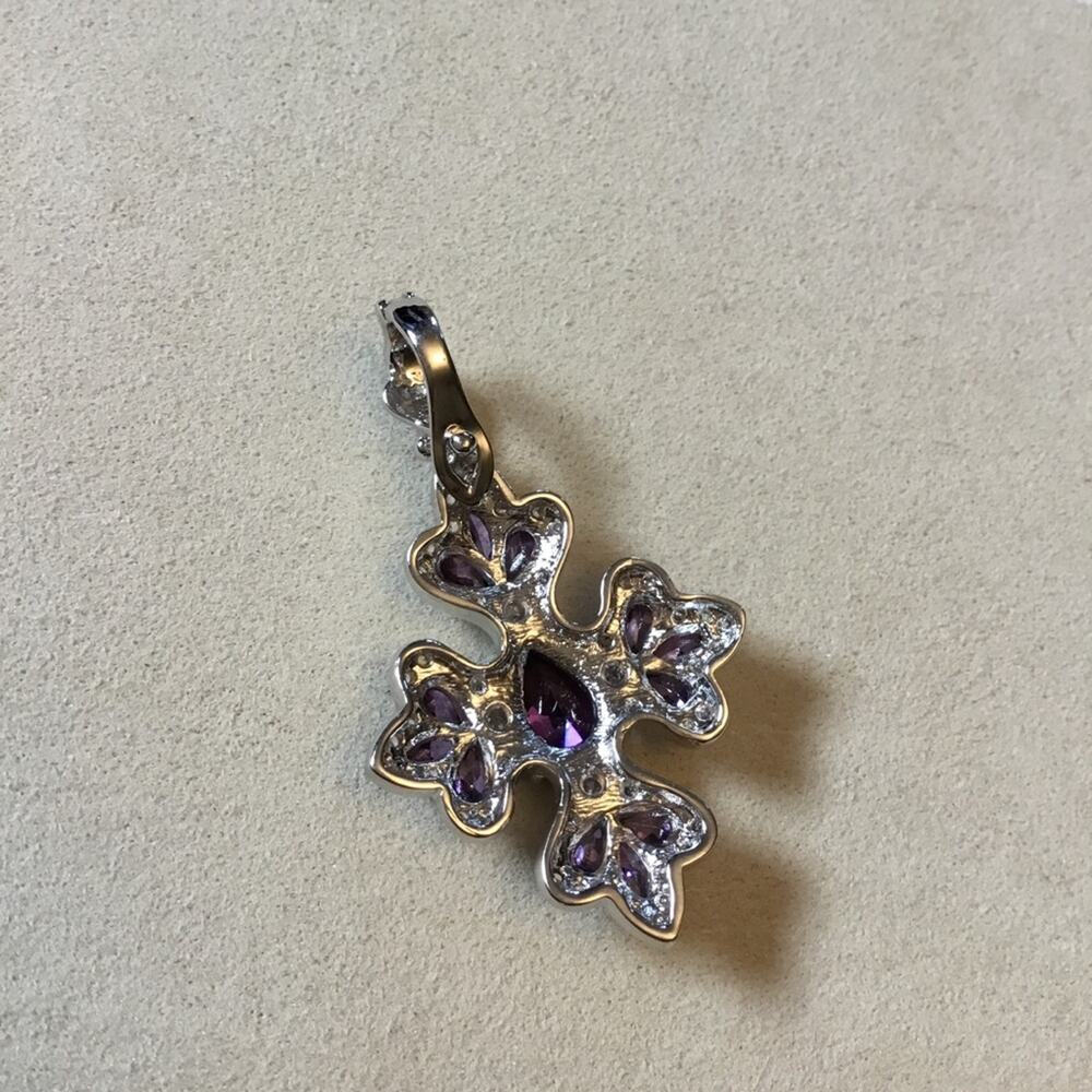 Sterling Silver Purple Crystal Flower Pendant - Picture 4 of 8